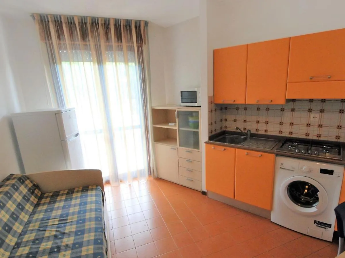 Apartment Simma-9 By Interhome بيبيوني